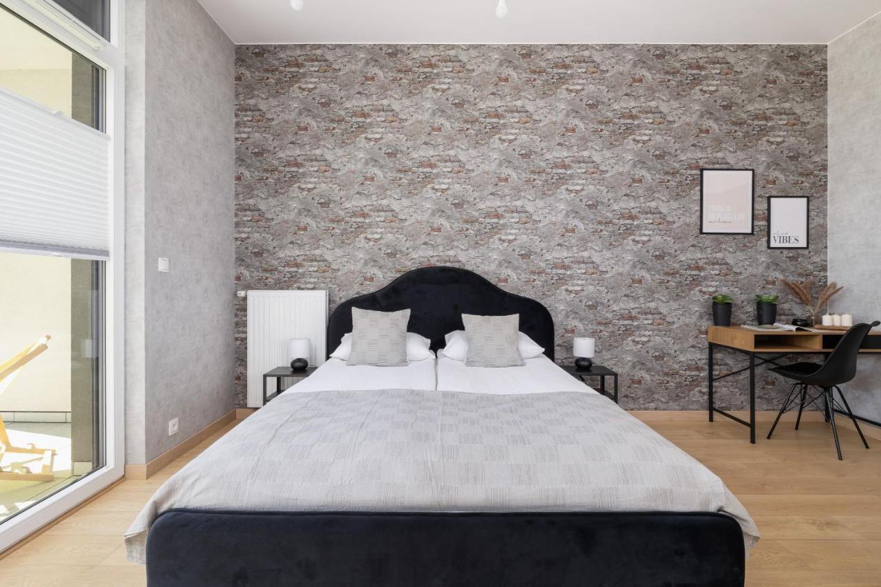 Krakow Studio With Parking & Terrace Near Zalew Bagry By Renters Prestige Eksteriør billede