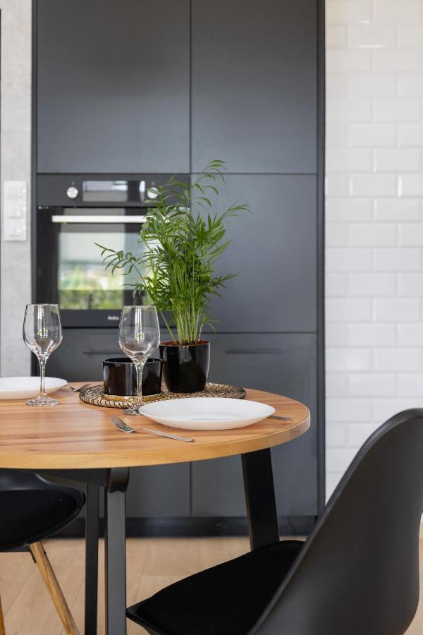 Krakow Studio With Parking & Terrace Near Zalew Bagry By Renters Prestige Eksteriør billede